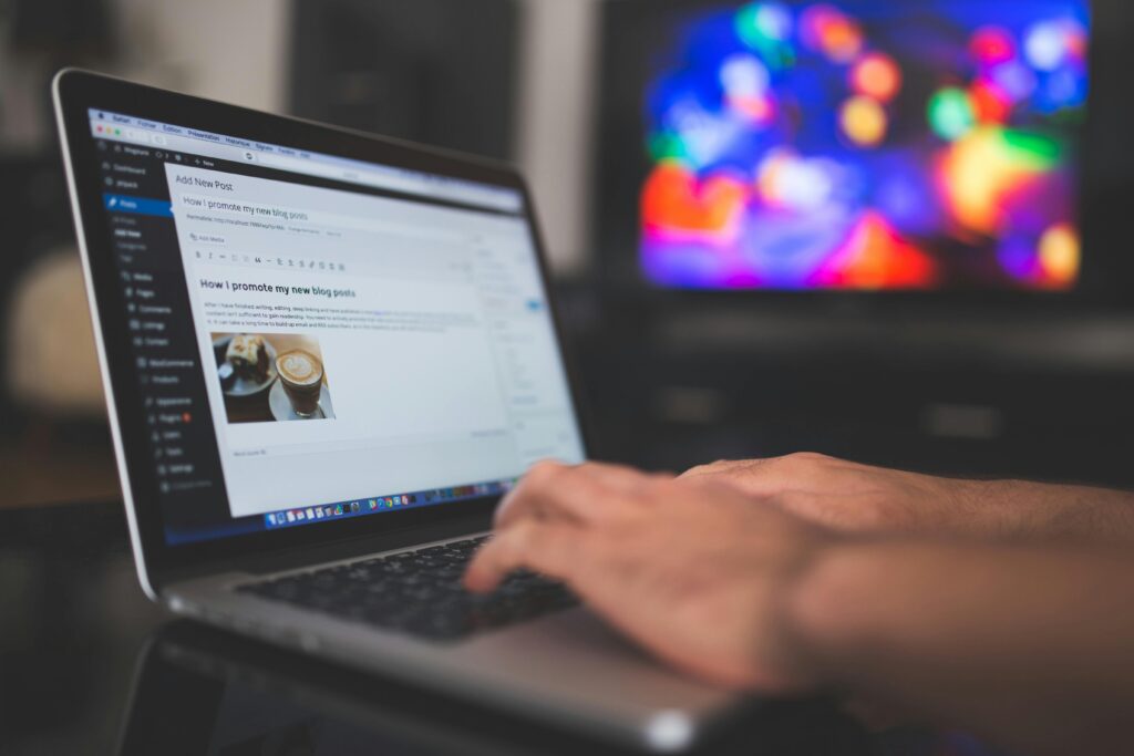 benefits-of-writing-blogs-for-business
